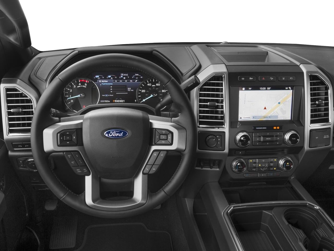 2018 Ford Super Duty F-350 DRW Platinum 4WD Crew Cab 8' Box