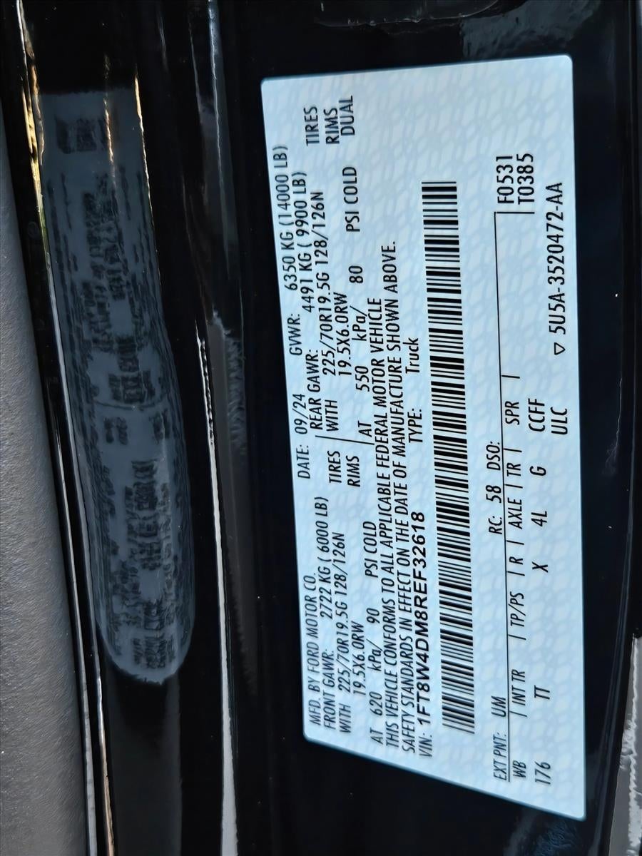 2024 Ford Super Duty F-450 DRW Limited 4WD Crew Cab 8' Box