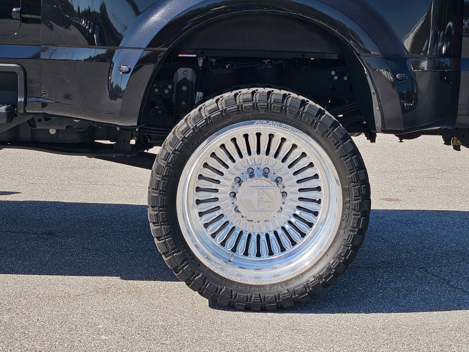 2024 Ford Super Duty F-450 DRW Limited 4WD Crew Cab 8' Box