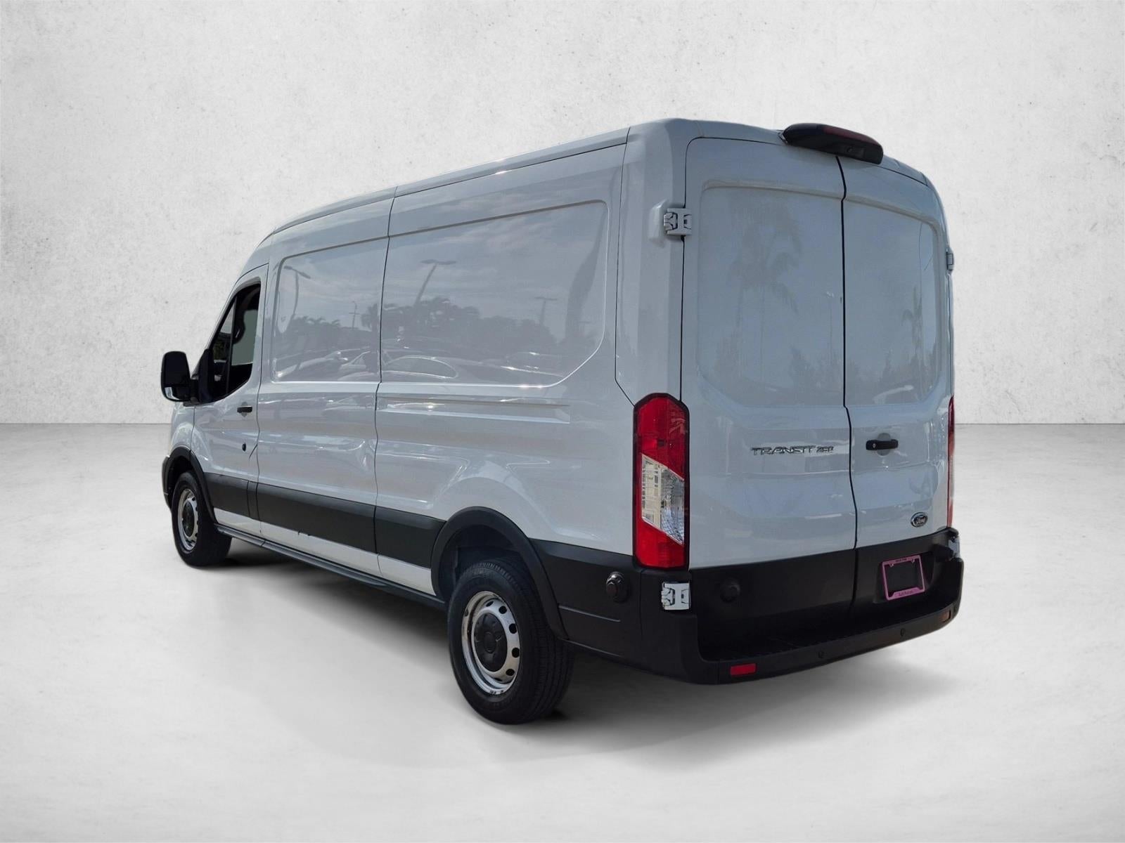 2020 Ford Transit Cargo Van T-250 130" Med Rf 9070 GVWR RWD