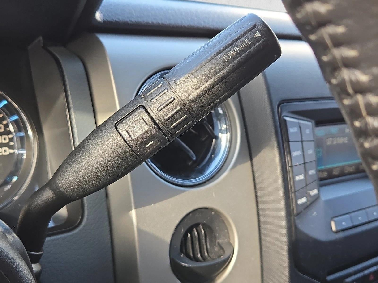 2014 Ford F-150 2WD SuperCrew 5-1/2 Ft Box XLT