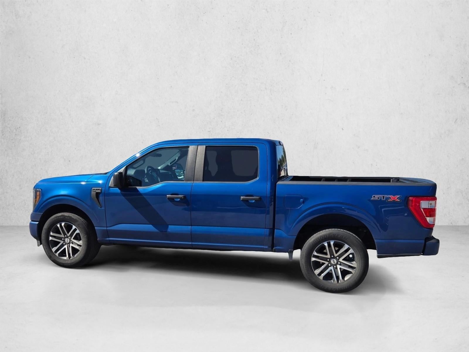 2023 Ford F-150 XL 2WD SuperCrew 5.5' Box