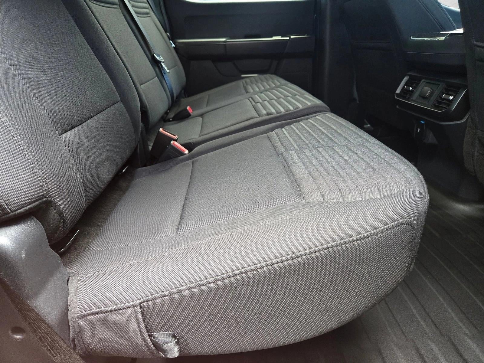 2022 Ford F-150 XL 2WD SuperCrew 5.5' Box