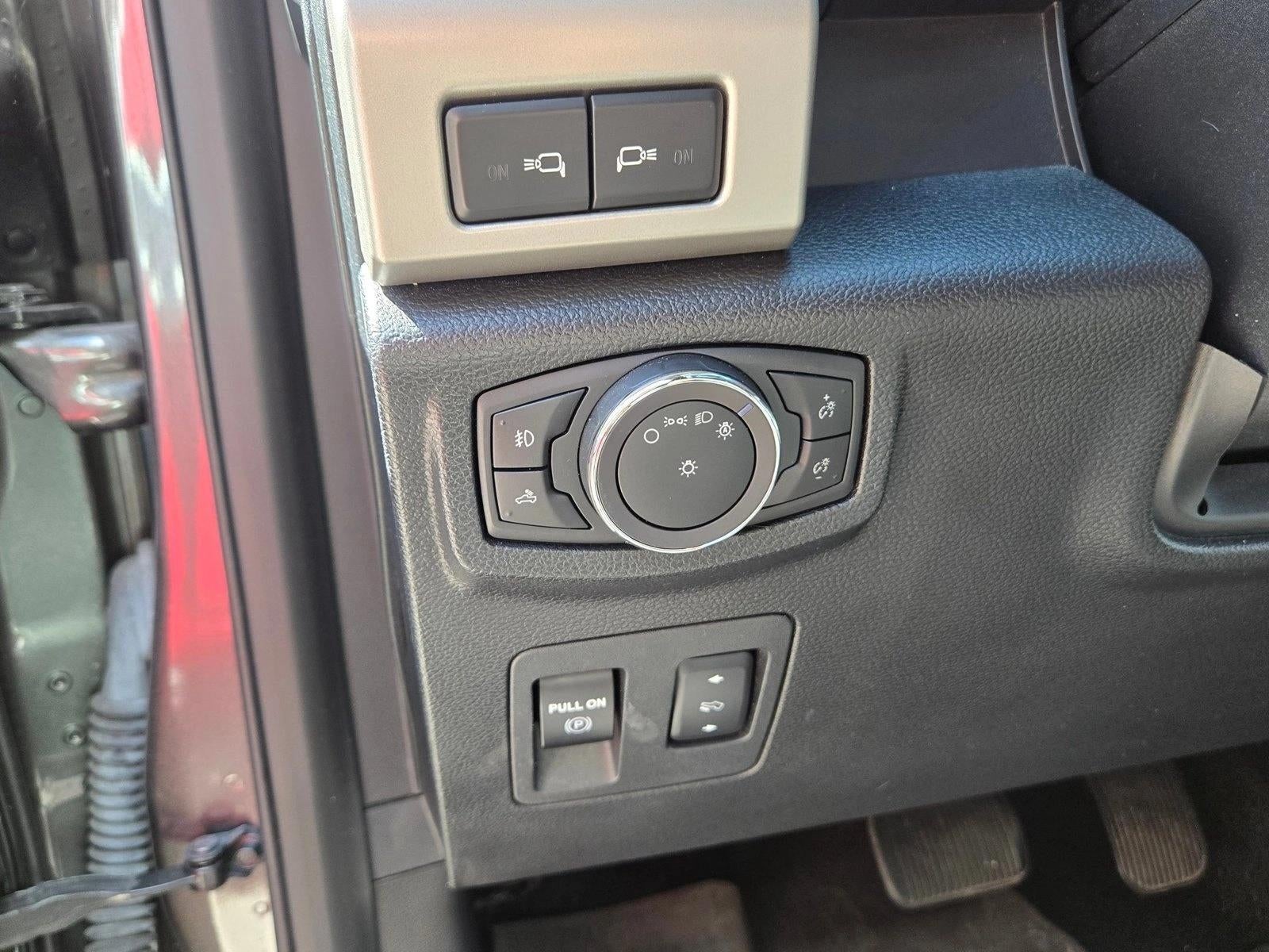 2018 Ford F-150 LARIAT 4WD SuperCrew 5.5' Box