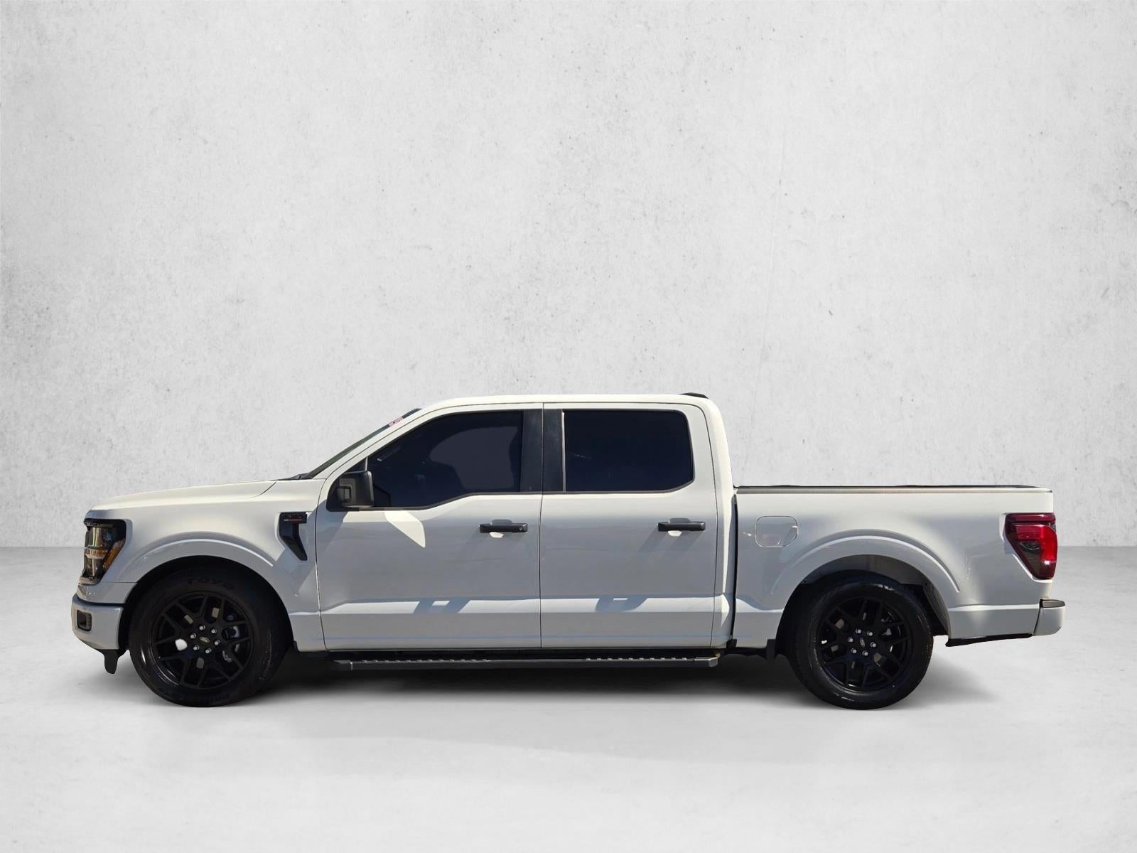2025 Ford F-150 STX 2WD SuperCrew 5.5' Box