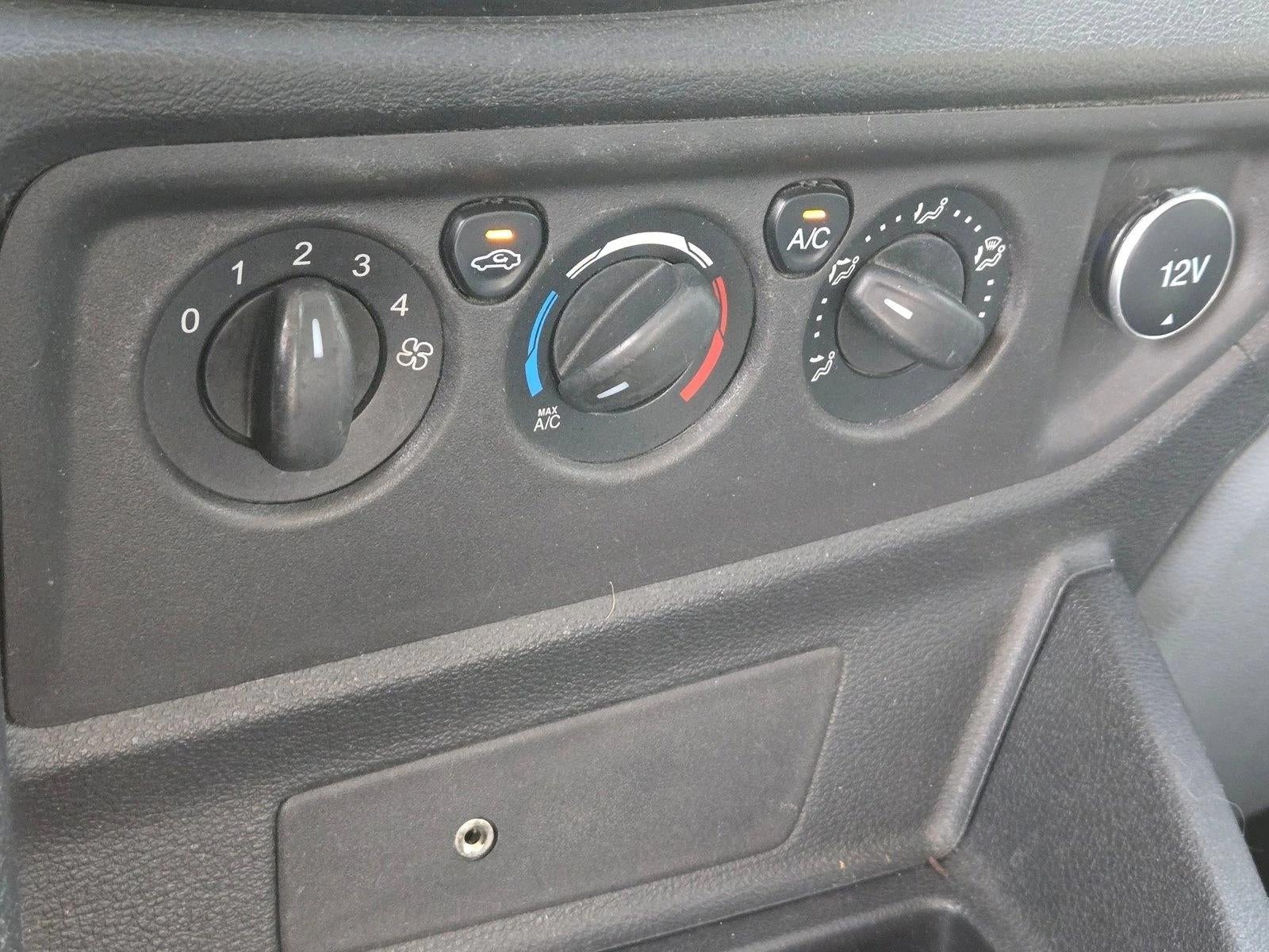 2018 Ford Transit Van T-250 148" Med Rf 9000 GVWR Sliding RH Dr