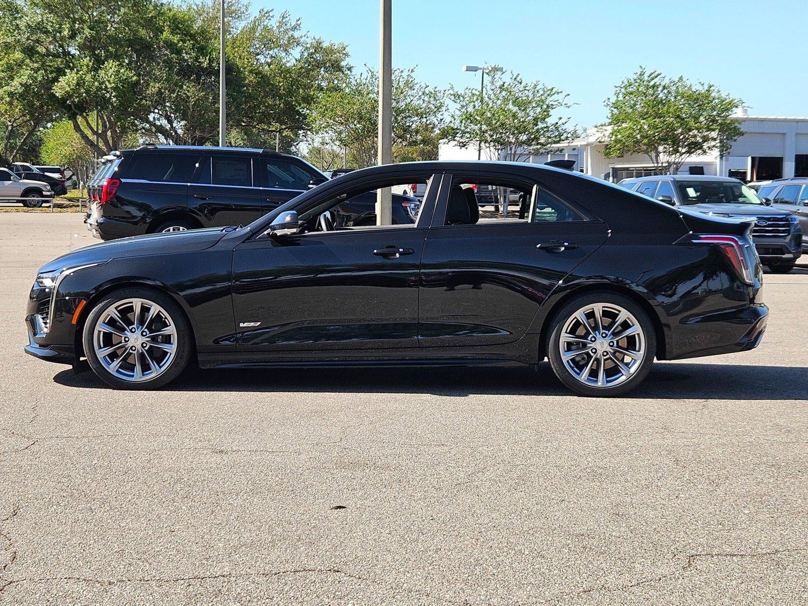 2022 Cadillac CT4-V 4dr Sdn