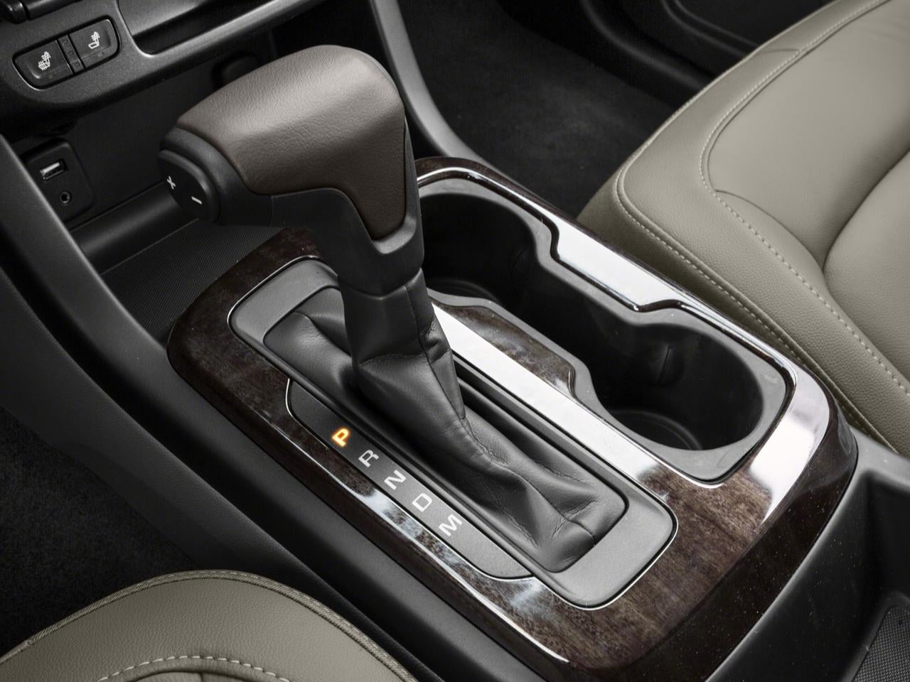 2017 GMC Canyon Crew Cab Short Box 2-Wheel Drive SLT