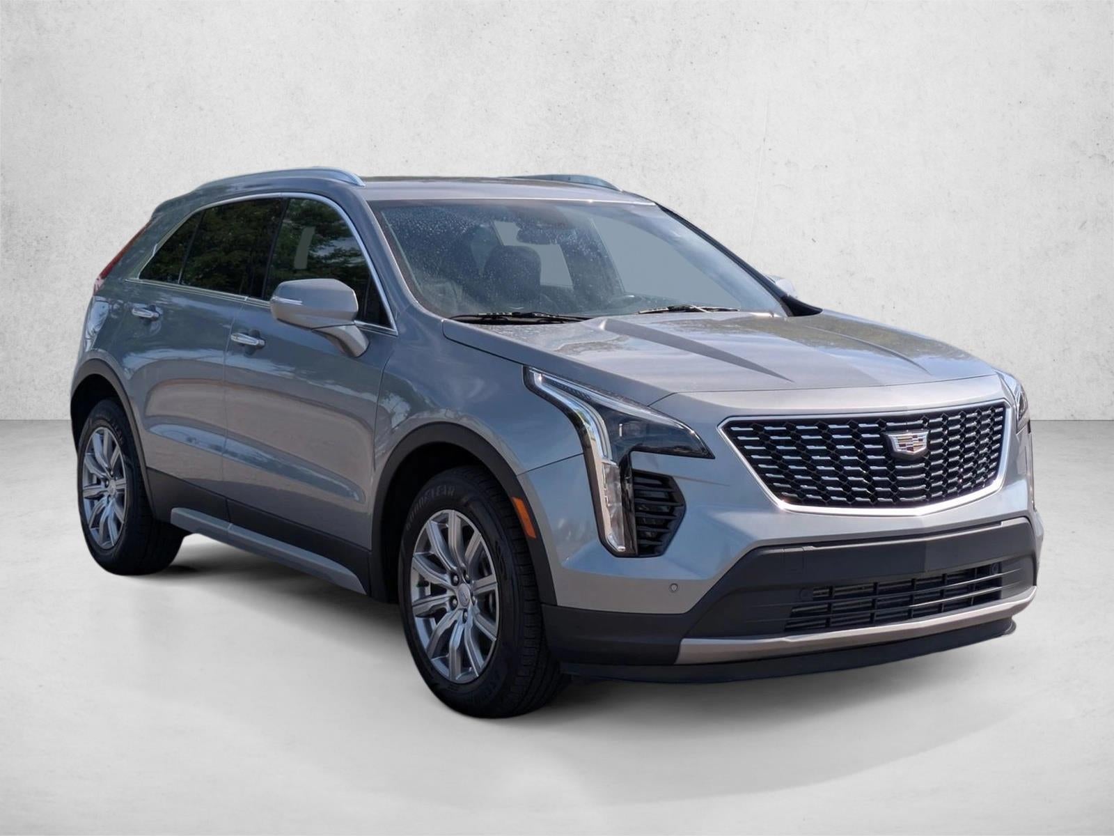 2023 Cadillac XT4 FWD 4dr Premium Luxury