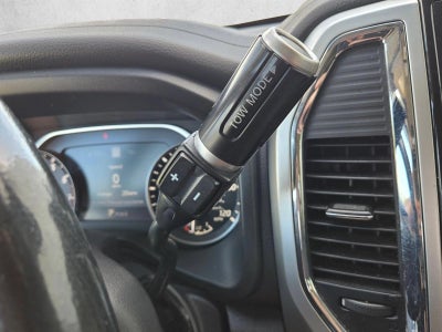 2021 Nissan Titan 4x2 Crew Cab SV