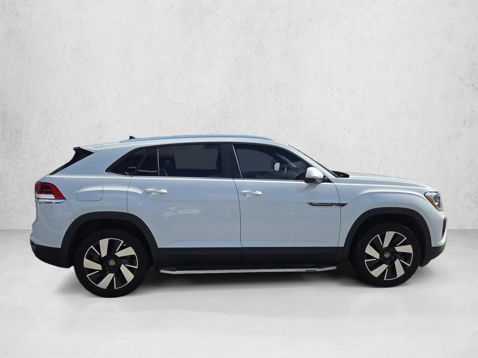 2024 Volkswagen Atlas Cross Sport 2.0T SE w/Technology FWD