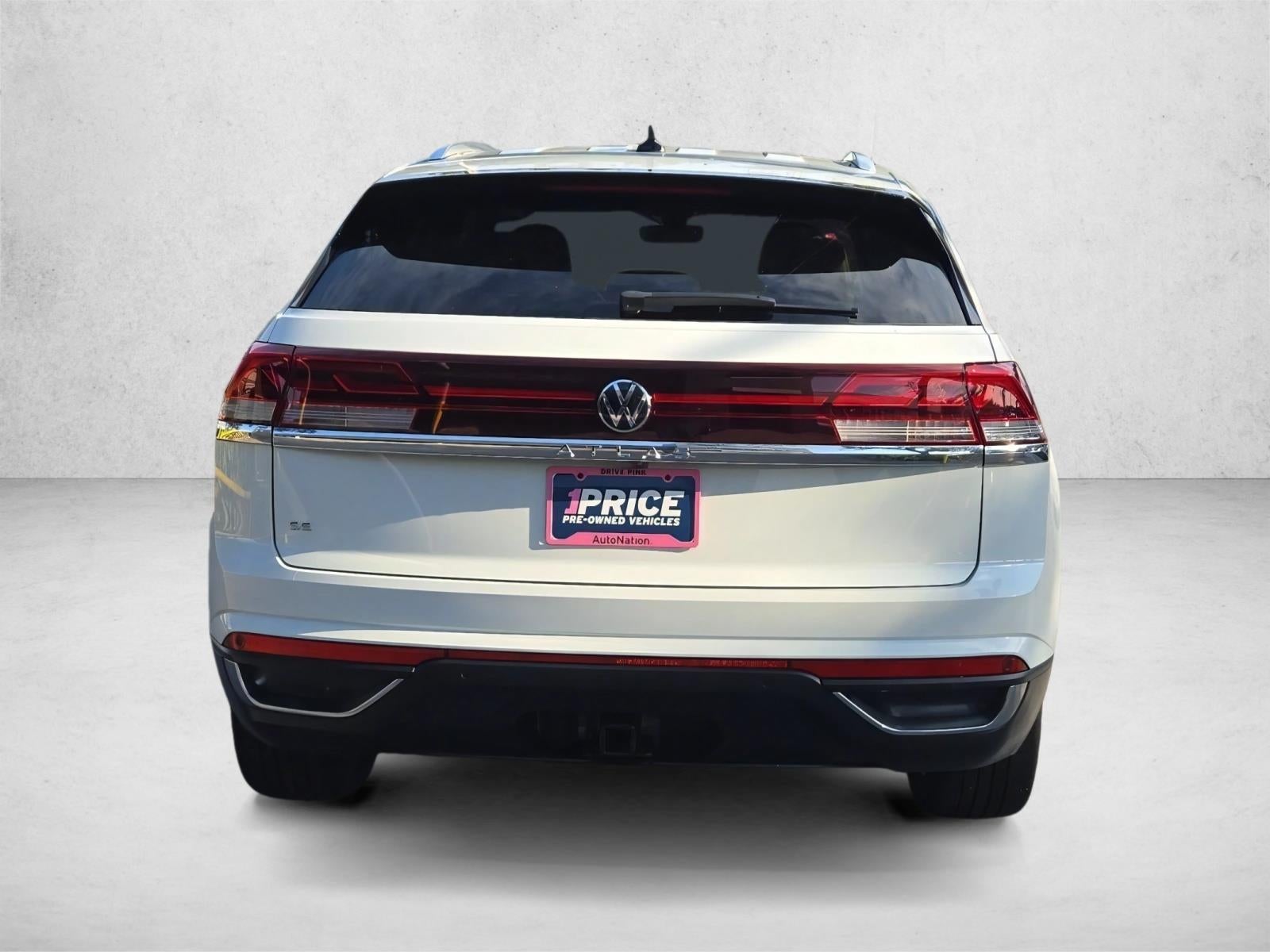 2024 Volkswagen Atlas Cross Sport 2.0T SE w/Technology FWD