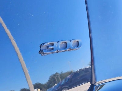 2022 Chrysler 300 Touring RWD