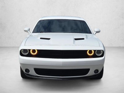 2023 Dodge Challenger SXT RWD