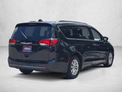 2019 Chrysler Pacifica Touring L FWD
