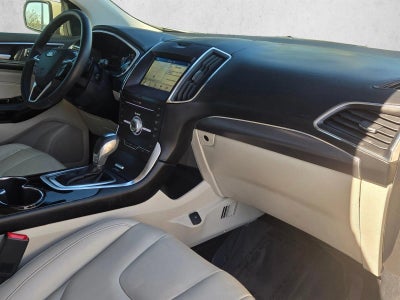 2017 Ford Edge Titanium FWD