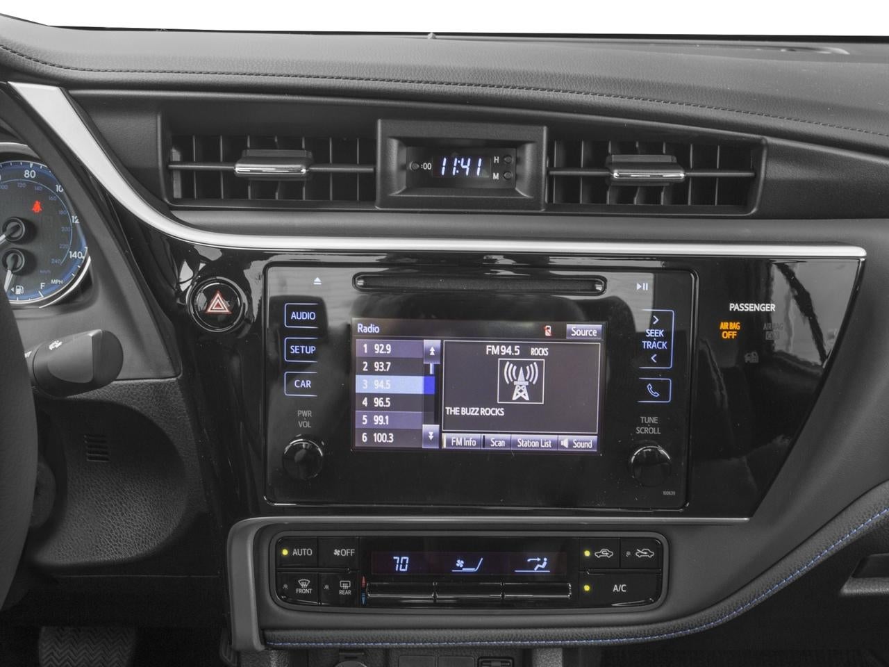 2017 Toyota Corolla SE CVT (Natl)