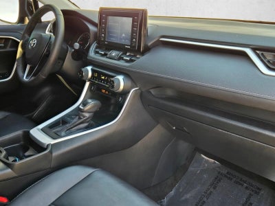 2021 Toyota RAV4 XLE Premium FWD (Natl)