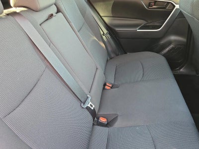 2021 Toyota RAV4 LE FWD (GS)