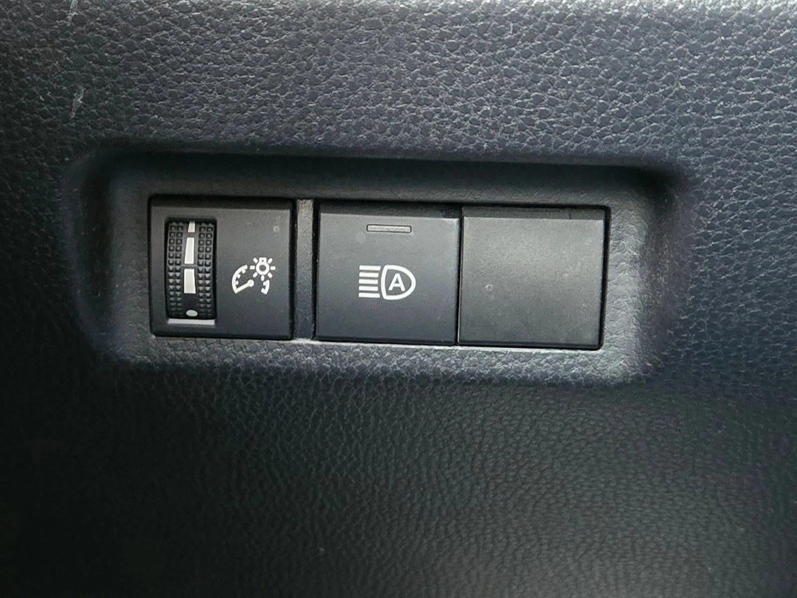 2019 Toyota RAV4 XLE AWD (Natl)