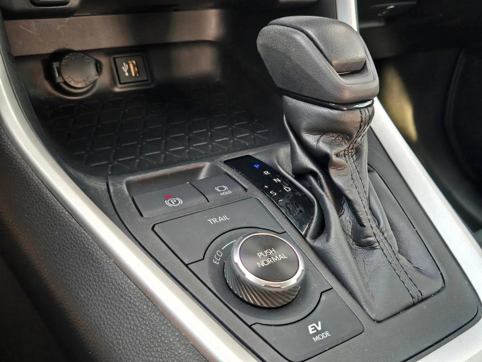 2023 Toyota RAV4 Hybrid Woodland AWD (Natl)