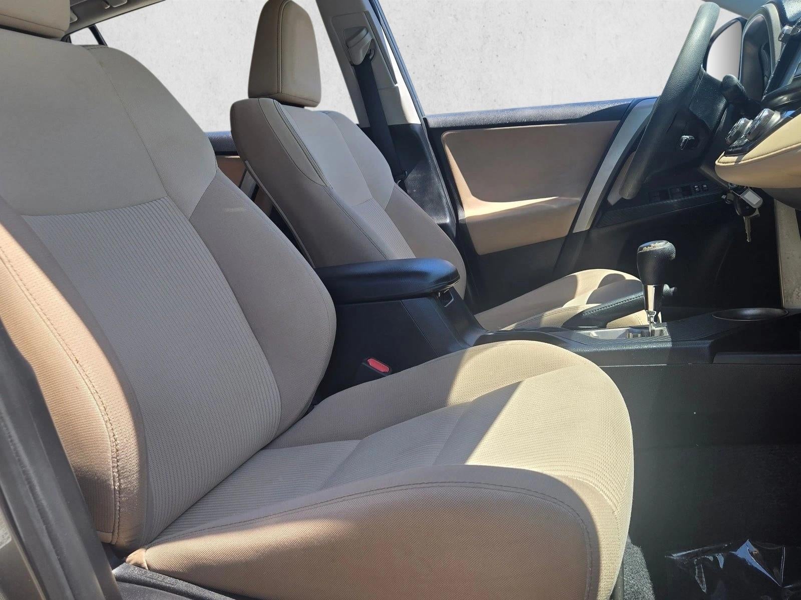2015 Toyota RAV4 FWD 4dr XLE (GS)