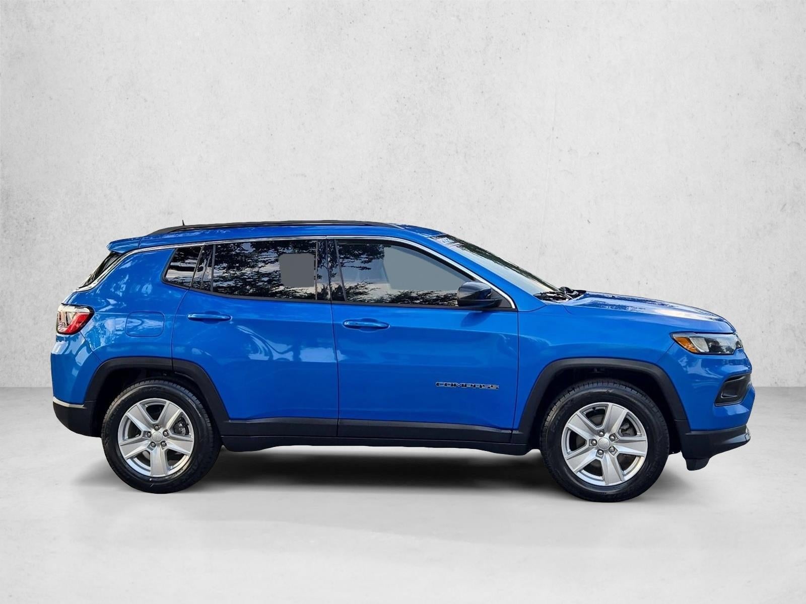 2022 Jeep Compass Latitude FWD