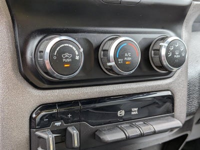 2022 RAM 3500 Tradesman 4x4 Crew Cab 8' Box