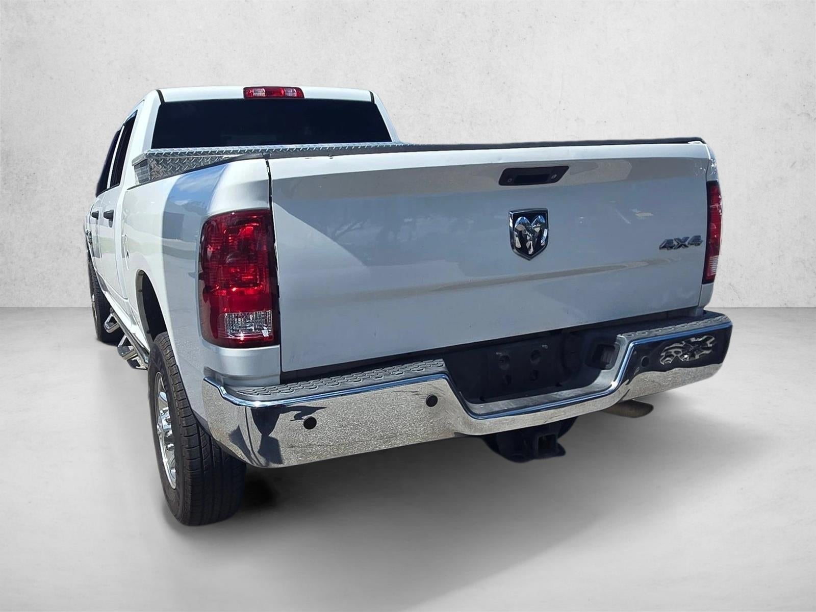 2015 RAM 2500 4WD Crew Cab 6.4 Ft Box Tradesman