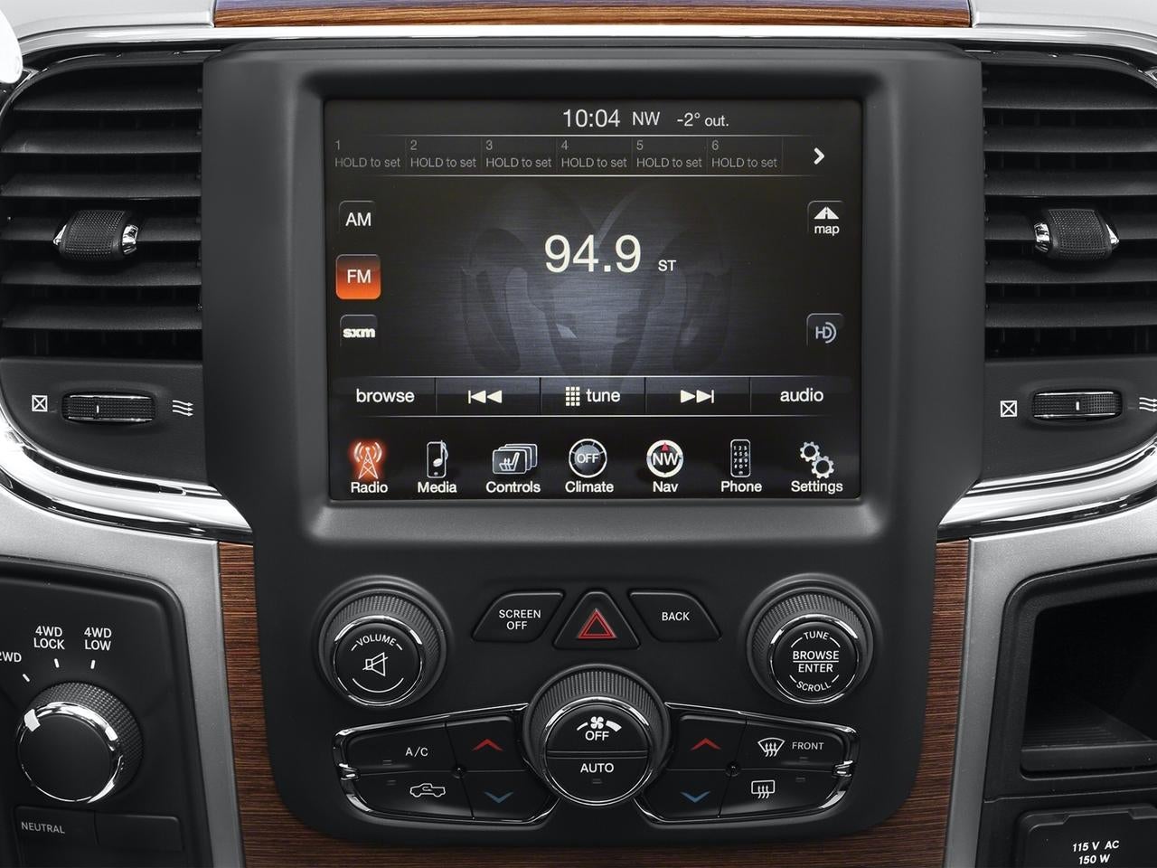 2016 RAM 2500 4WD Crew Cab 6.4 Ft Box Laramie