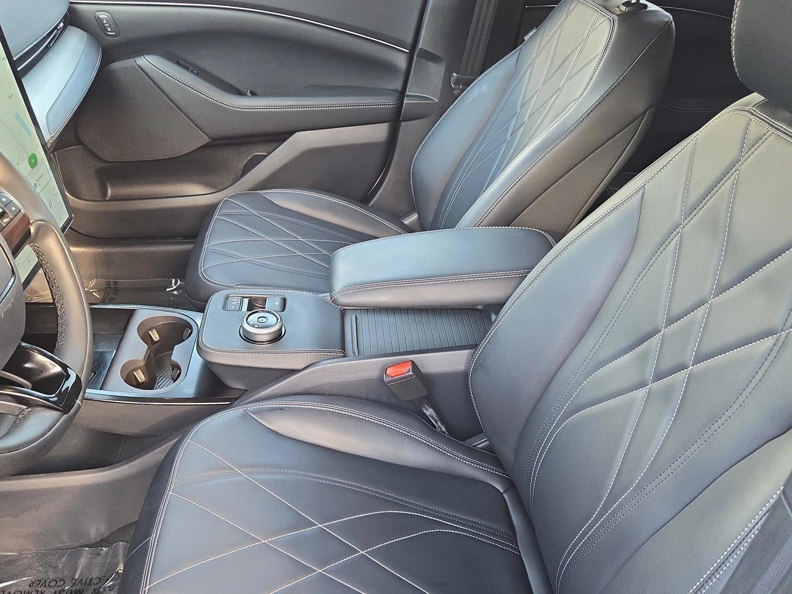 2022 Ford Mustang Mach-E Select RWD