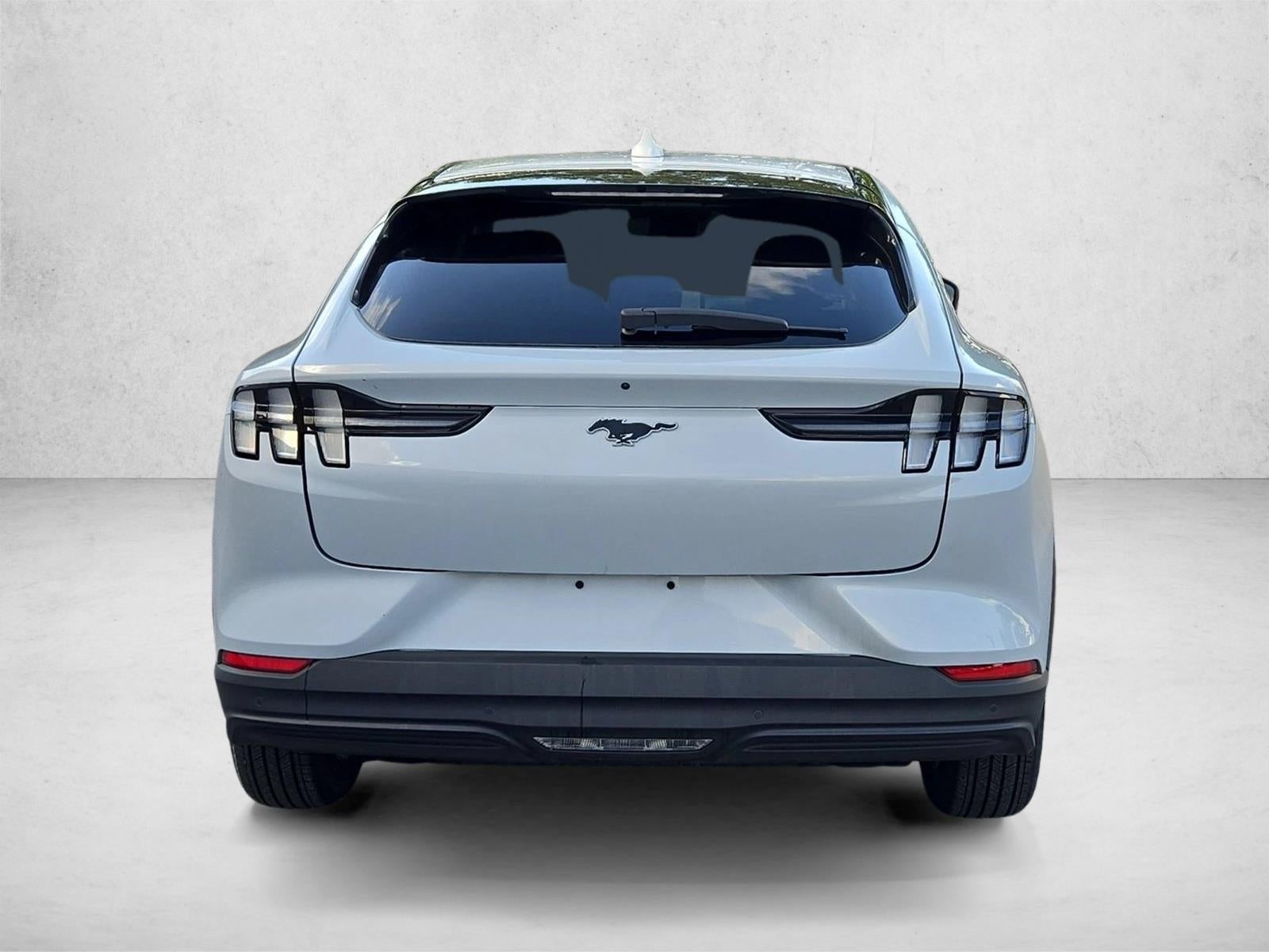 2022 Ford Mustang Mach-E Select RWD