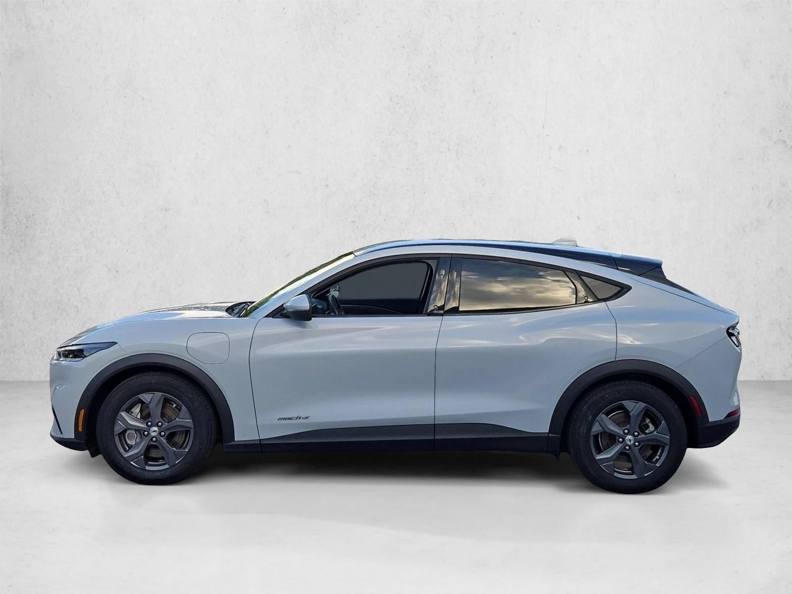 2022 Ford Mustang Mach-E Select RWD