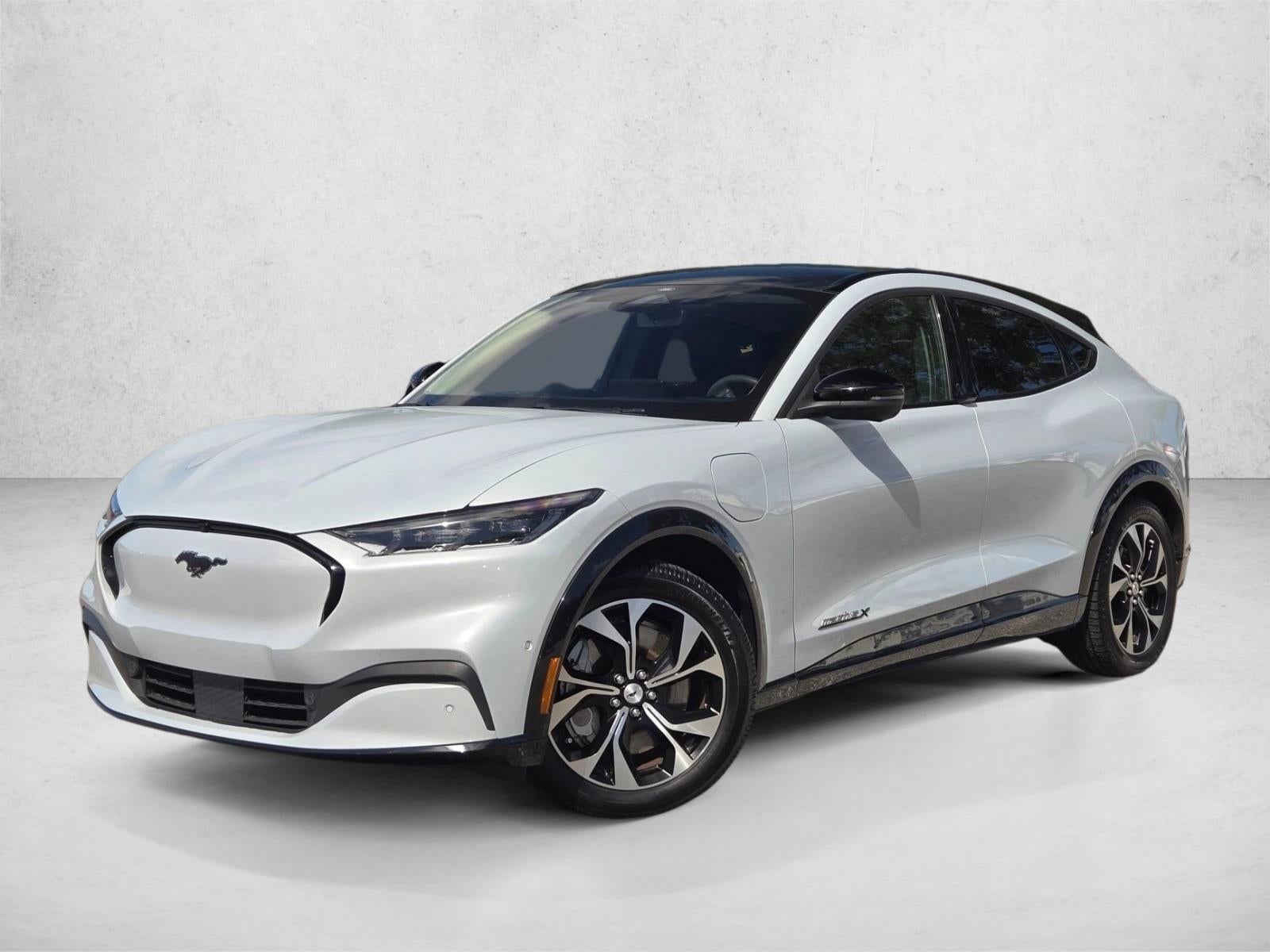 2022 Ford Mustang Mach-E Premium RWD