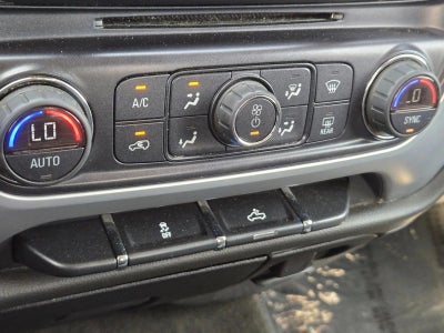 2015 GMC Sierra 1500 Crew Cab Short Box 2-Wheel Drive SLE