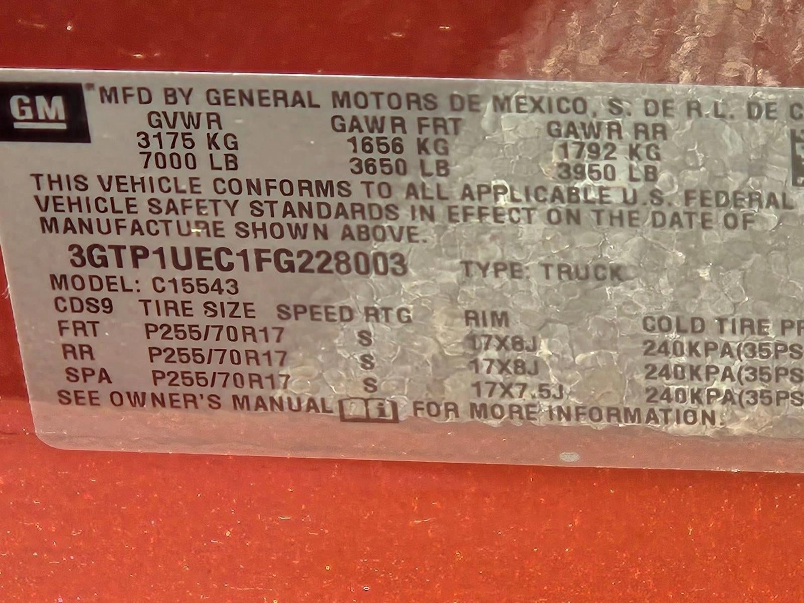 2015 GMC Sierra 1500 Crew Cab Short Box 2-Wheel Drive SLE