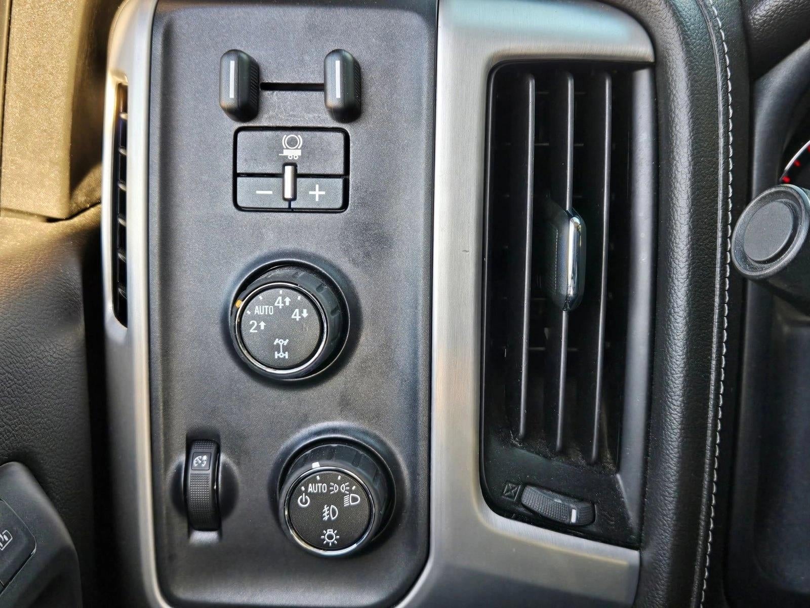 2015 GMC Sierra 1500 Crew Cab Short Box 4-Wheel Drive SLT