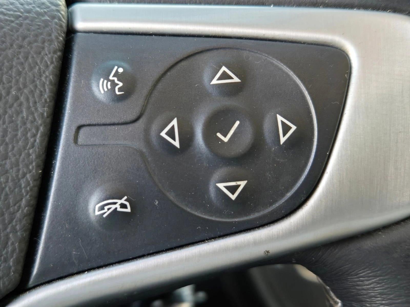 2015 GMC Sierra 1500 Crew Cab Short Box 4-Wheel Drive SLT