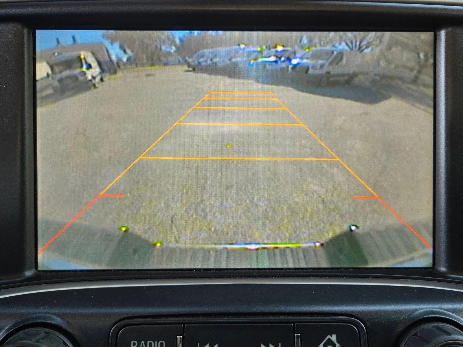 2015 GMC Sierra 1500 Crew Cab Short Box 4-Wheel Drive SLT