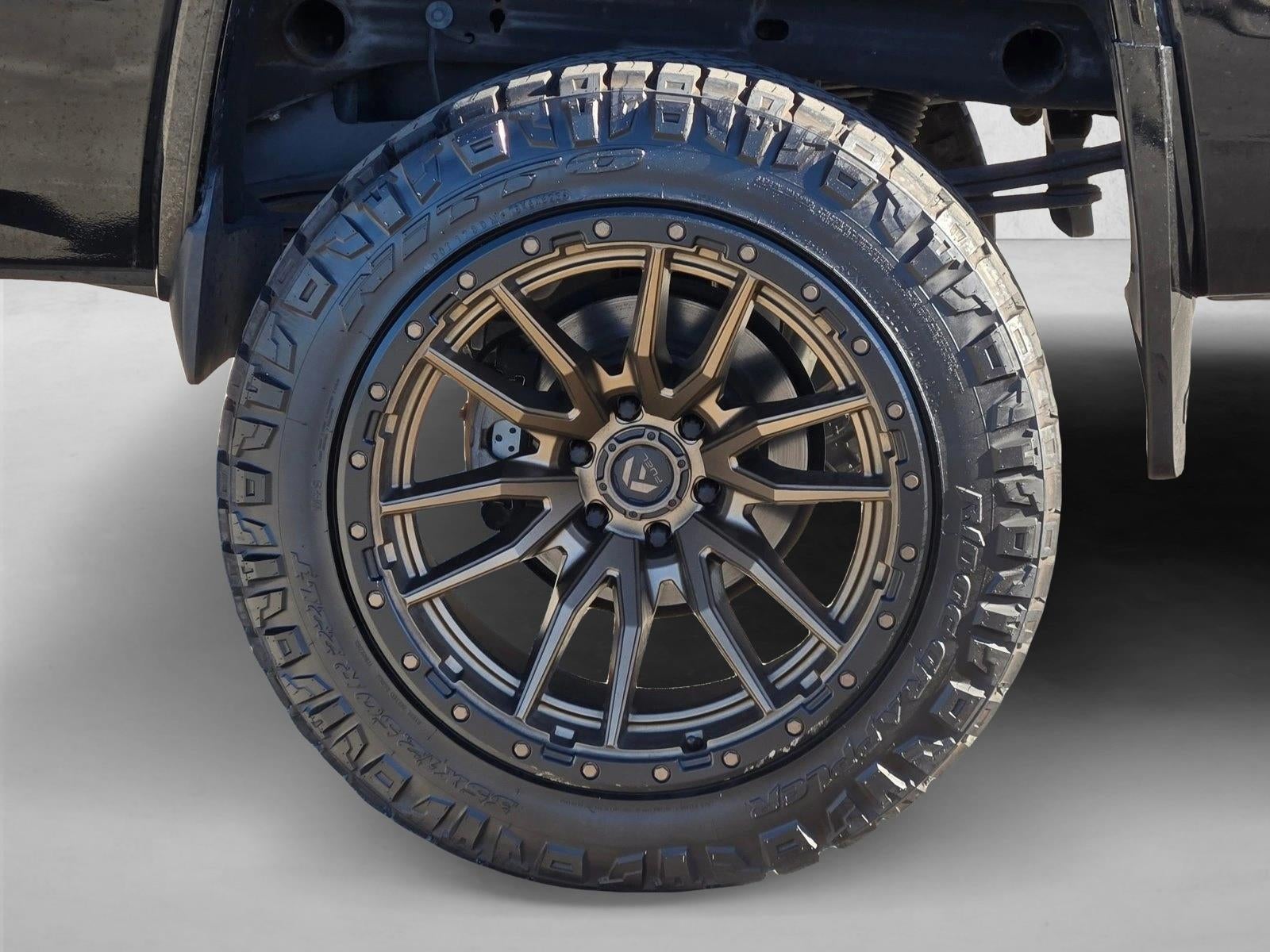 2015 GMC Sierra 1500 Crew Cab Short Box 4-Wheel Drive SLT