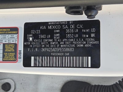 2023 Kia Rio 5-Door S IVT