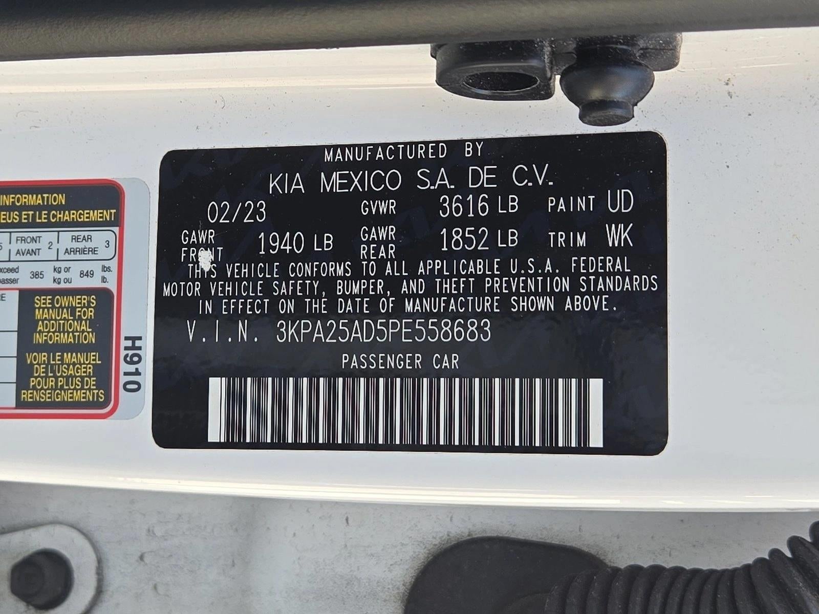 2023 Kia Rio 5-Door S IVT