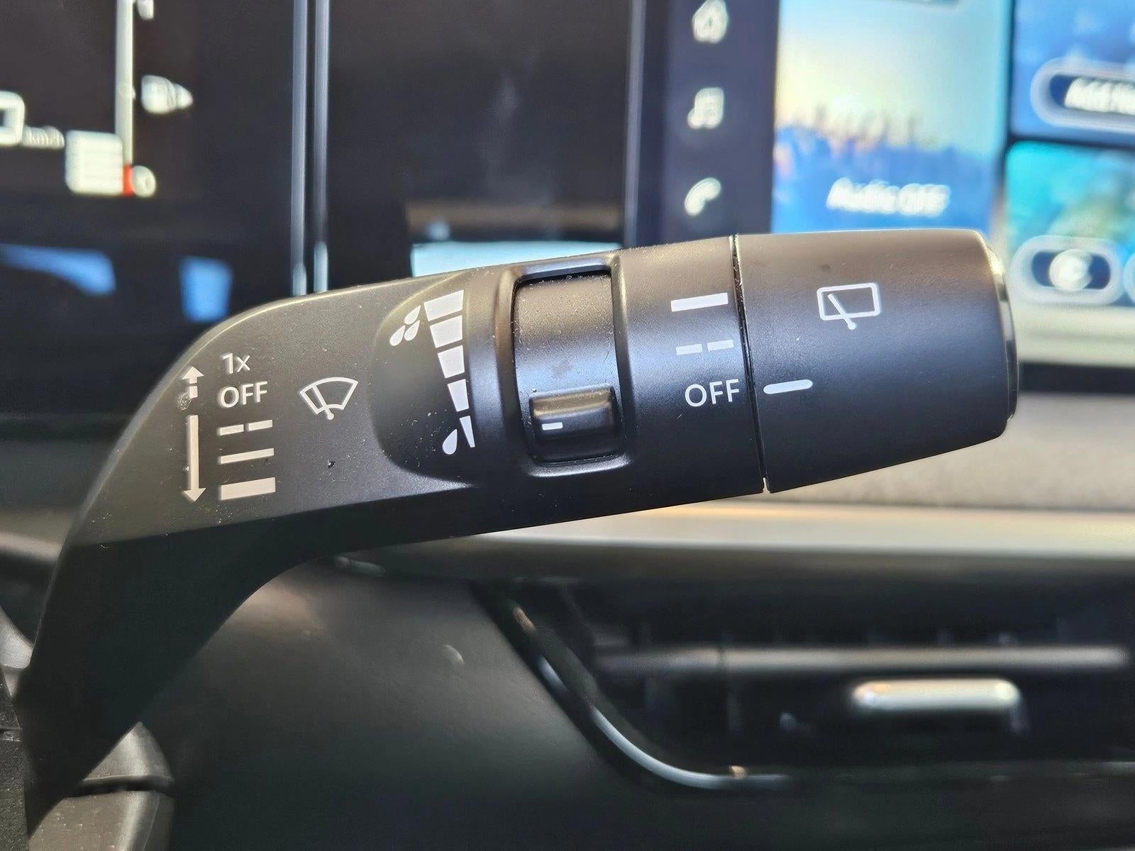 2025 Nissan Kicks SV AWD
