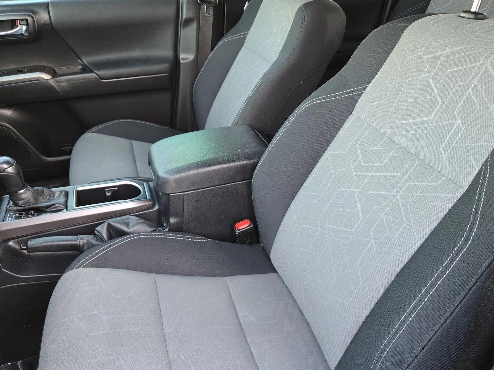 2022 Toyota Tacoma 2WD 2WD TRD Off Road Double Cab 5' Bed V6 AT (Natl)