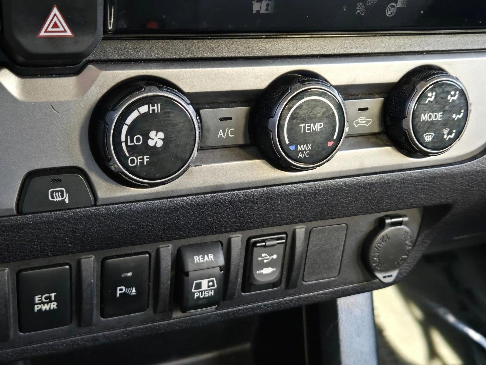 2018 Toyota Tacoma SR5 Double Cab 5' Bed V6 4x2 AT (GS)