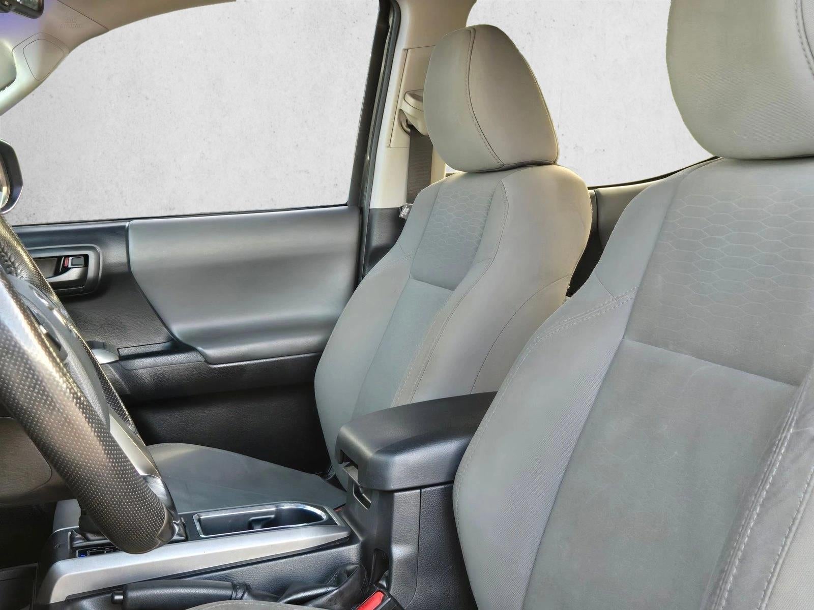 2018 Toyota Tacoma SR5 Double Cab 5' Bed V6 4x2 AT (GS)