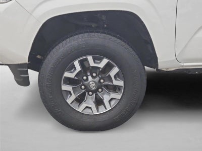 2021 Toyota Tacoma 4WD 4WD SR Double Cab 5' Bed V6 AT (Natl)