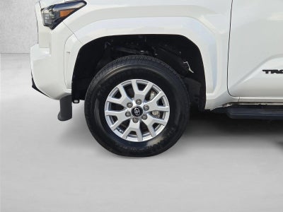 2024 Toyota Tacoma 2WD 2WD SR5 Double Cab 5' Bed AT (SE)