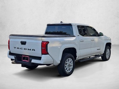 2024 Toyota Tacoma 2WD 2WD SR5 Double Cab 5' Bed AT (SE)
