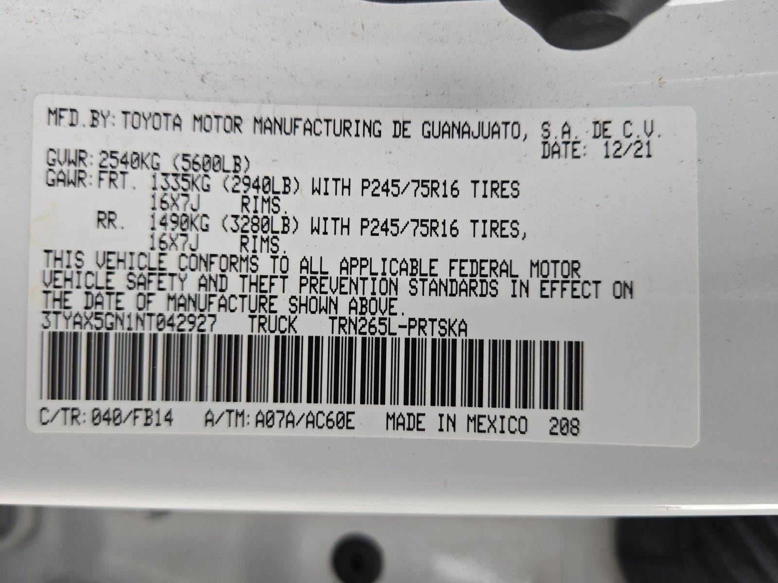 2022 Toyota Tacoma 2WD 2WD SR Double Cab 5' Bed I4 AT (GS)